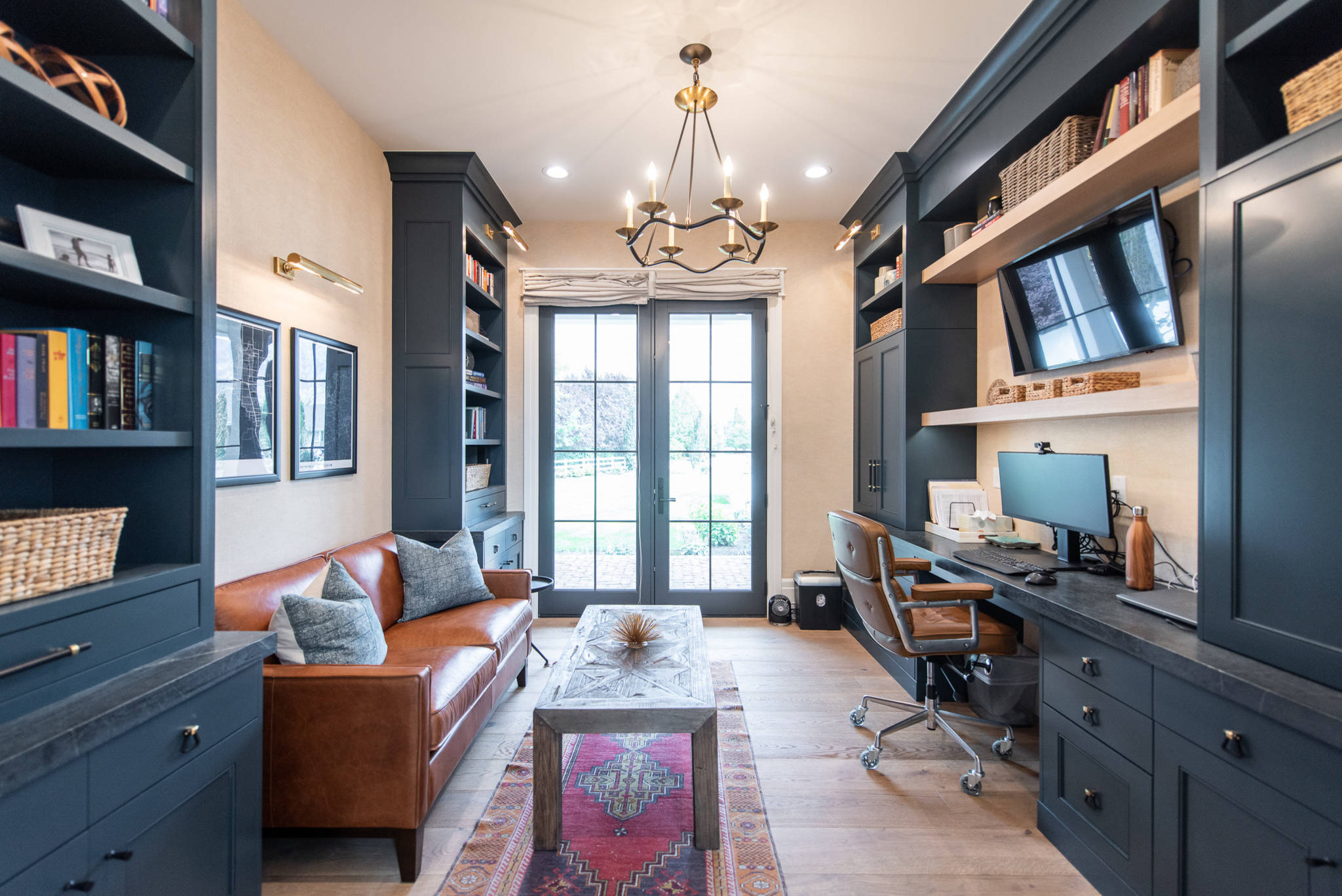 75 Farmhouse Home Office Ideas You'll Love - December, 2025 | Houzz, image size:2048x1368