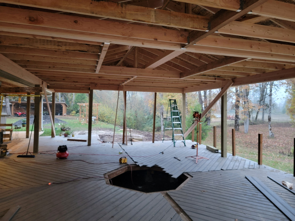 30x40 Covered deck with outdoor kitchen