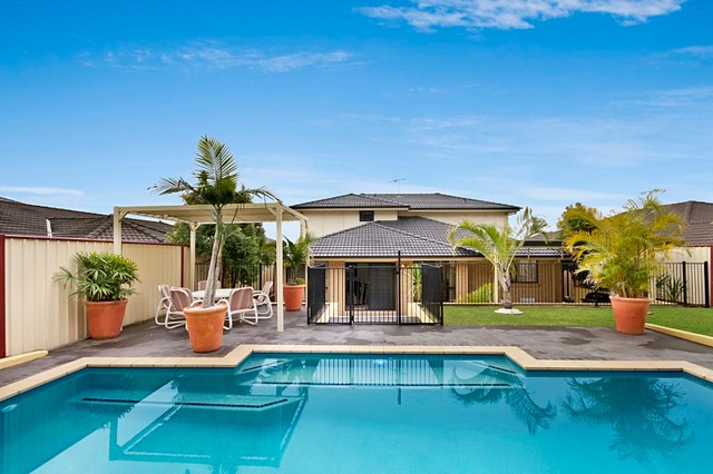 Modern Pool Central Coast Daytime Photography modern-pool