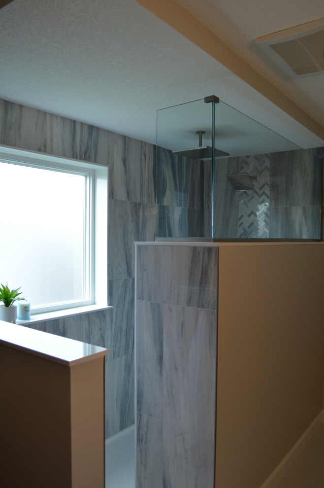 Gleason Farms Owner's Bath with Walk-in Shower