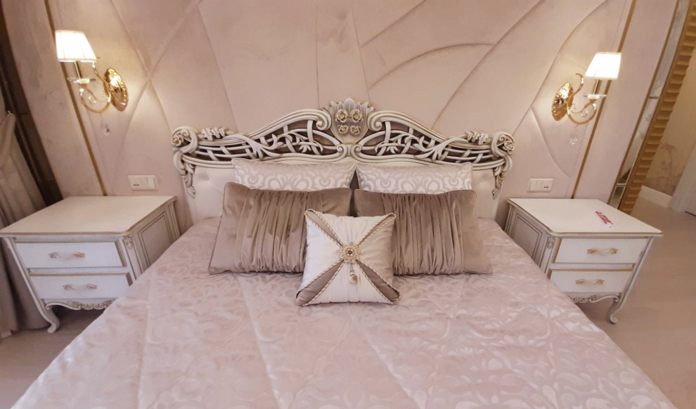 Фото готового интерьера. Второй этаж загородного дома, пространство спален в дом