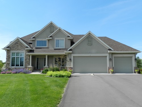 Exterior Trim Color I M Painting My Home Sherwood Tan 1054 Bm And Want To Do The Trim In White Any Suggestions On A Specific Color Also Should Garage Doors Be