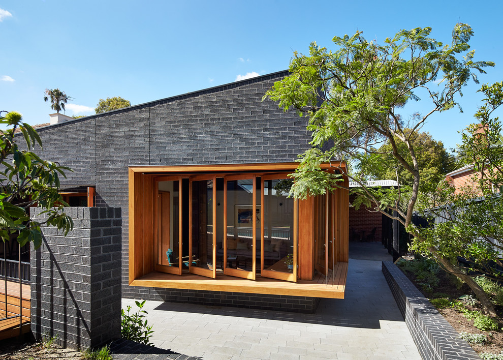 Inspiration for a contemporary exterior in Melbourne.