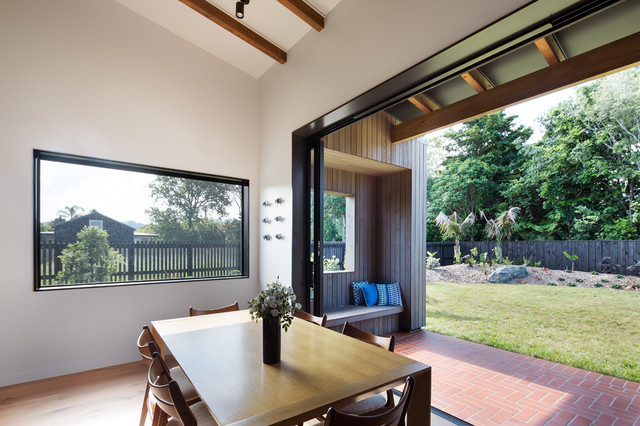 House Under Eaves trendy-dagligstue