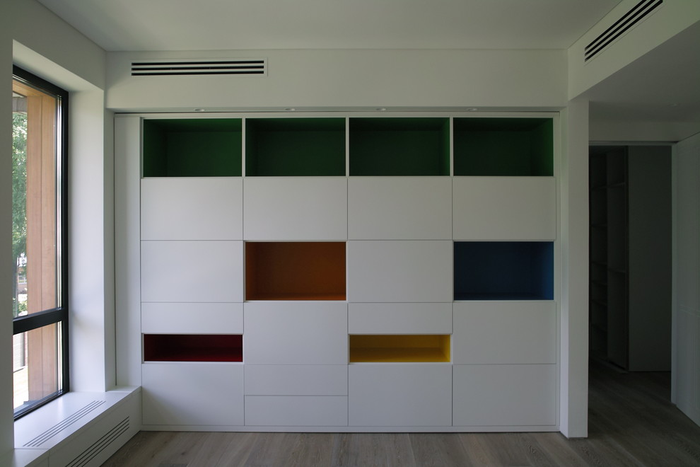 Мебель и предметы интерьера, выполненные по моим эскизам совместно с фабриками