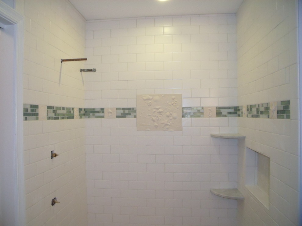 Cette photo montre une salle de bain exotique.