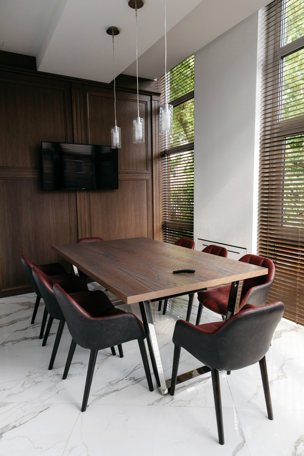 Переговорная зона