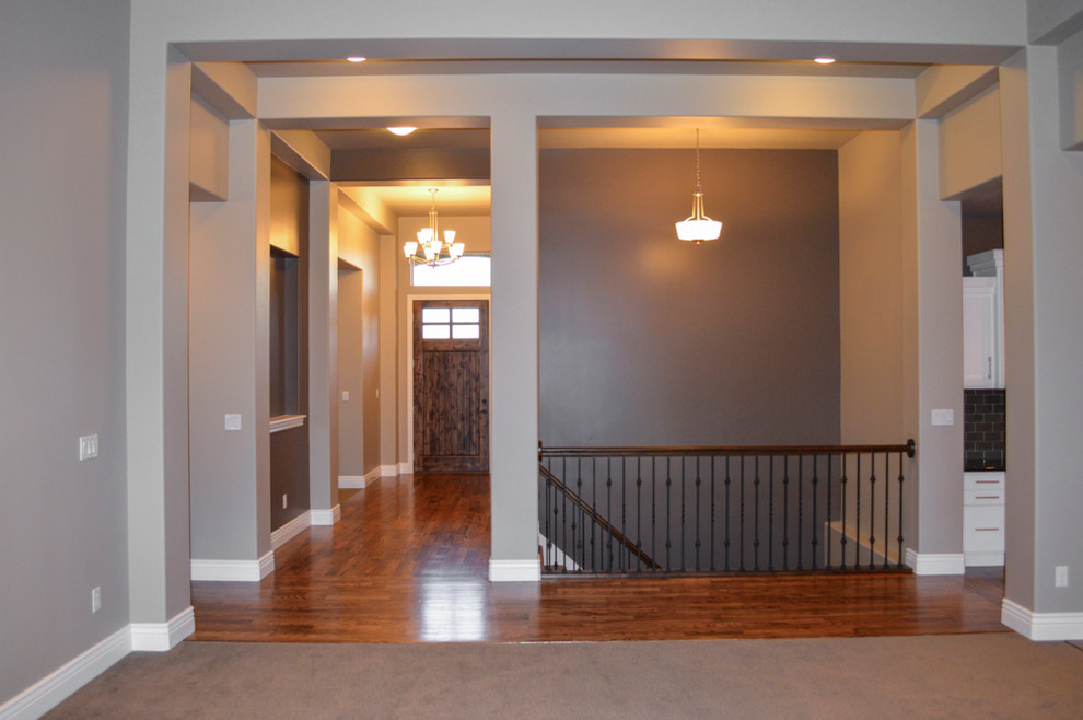 Photo of a transitional entryway in Salt Lake City.