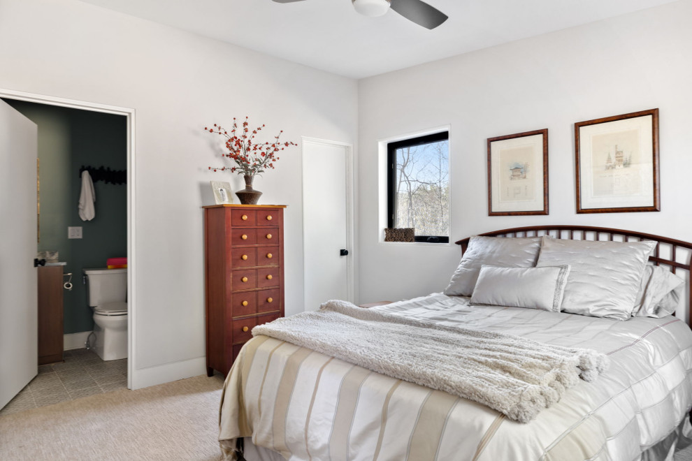 New Build: Lake Pointe Residence