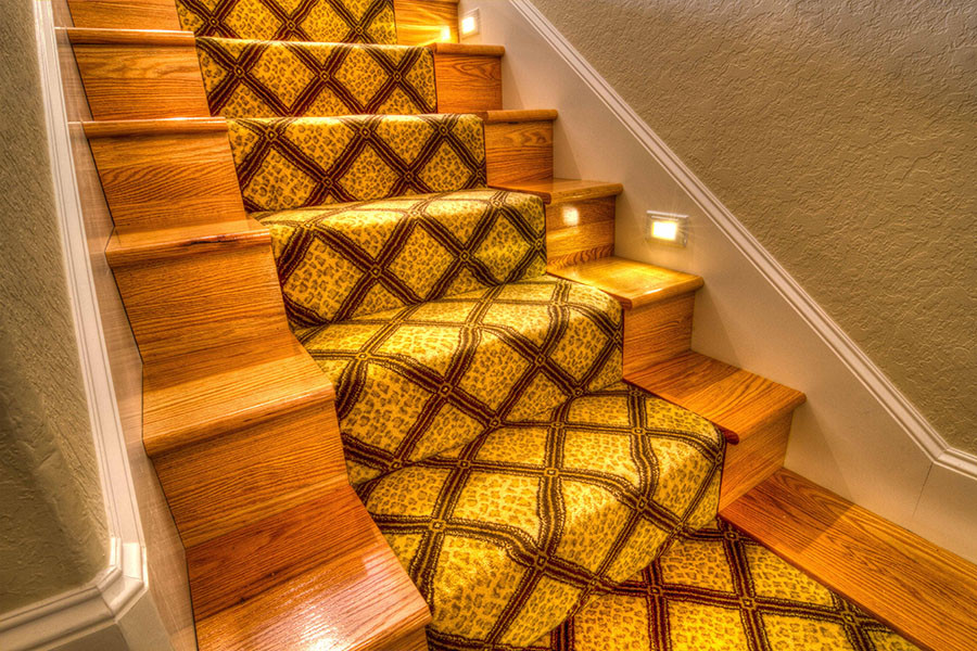 This is an example of a traditional staircase in Dallas.