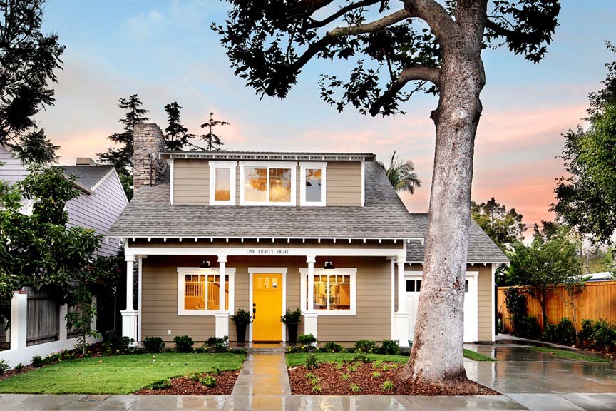 Inspiration for an arts and crafts exterior in Orange County.