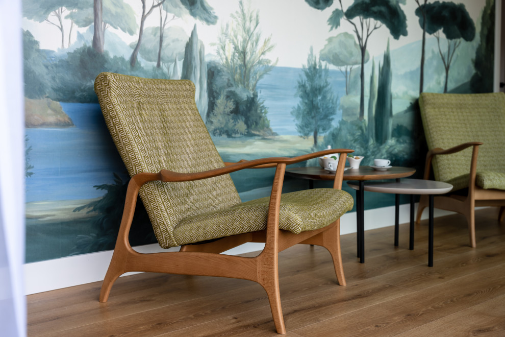 Atico "capricho" con algunos muebles de familia.