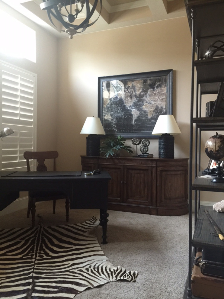 Inspiration for a transitional home design remodel in Houston