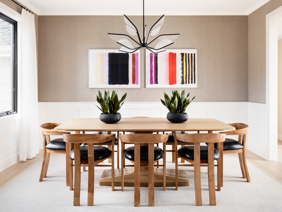 Design ideas for a transitional dining room in Denver.