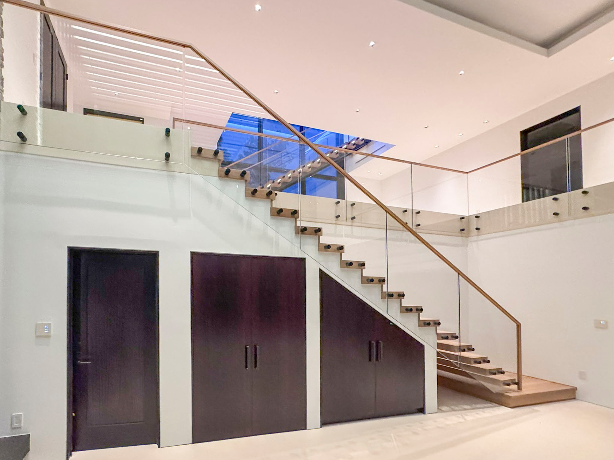 126_Visually Open and Light Contemporary Staircase, Mclean, VA 22102