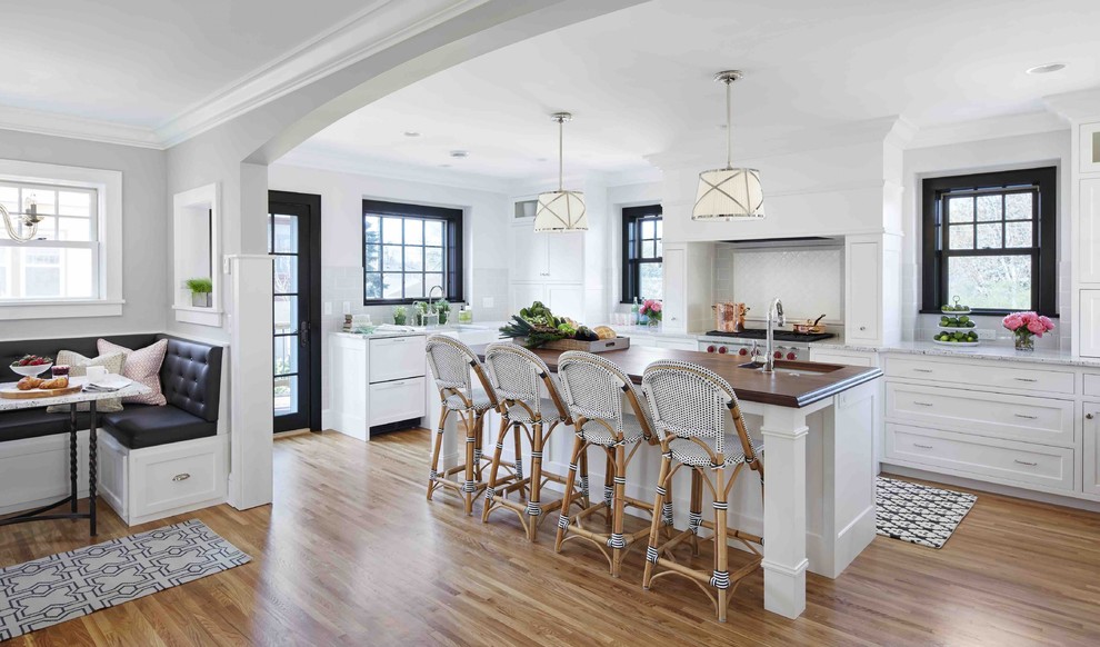 Kitchen - transitional kitchen idea in DC Metro