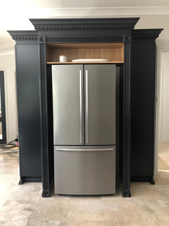 Kitchen Renovation with Dark Tones