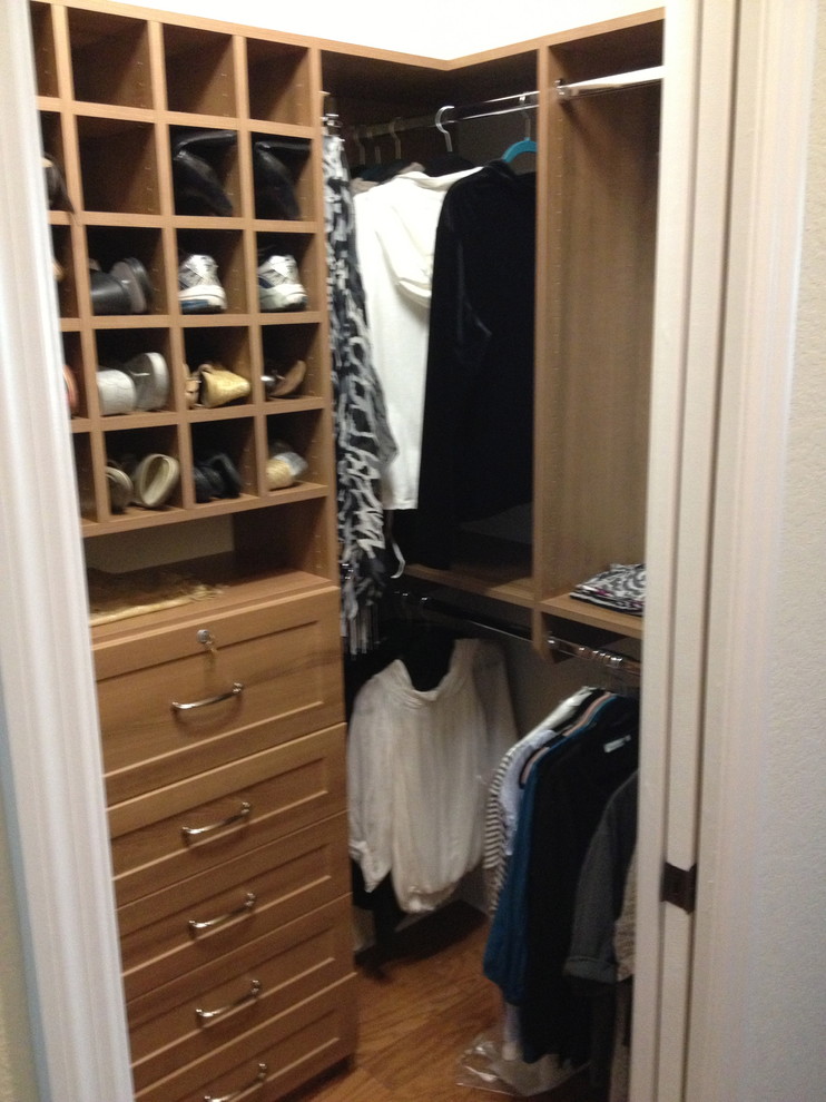 Ponte Custom Closets in Riverstone Development, Naples, Florida