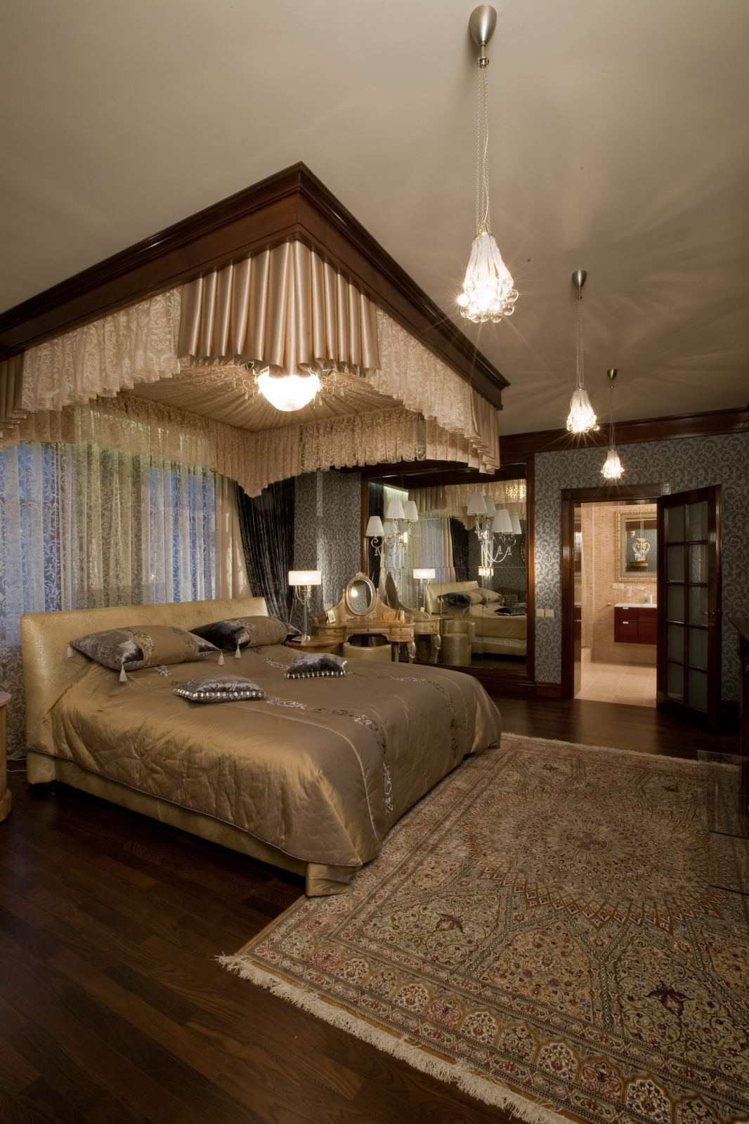 КВАРТИРА НА ФРУНЗЕНСКОЙ НАБЕРЕЖНОЙ