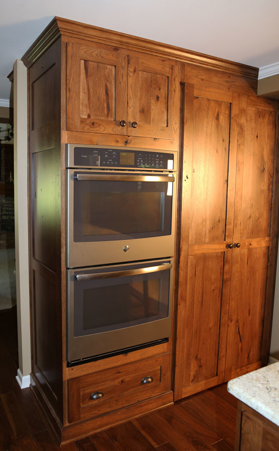 Kitchen - rustic kitchen idea in Cedar Rapids