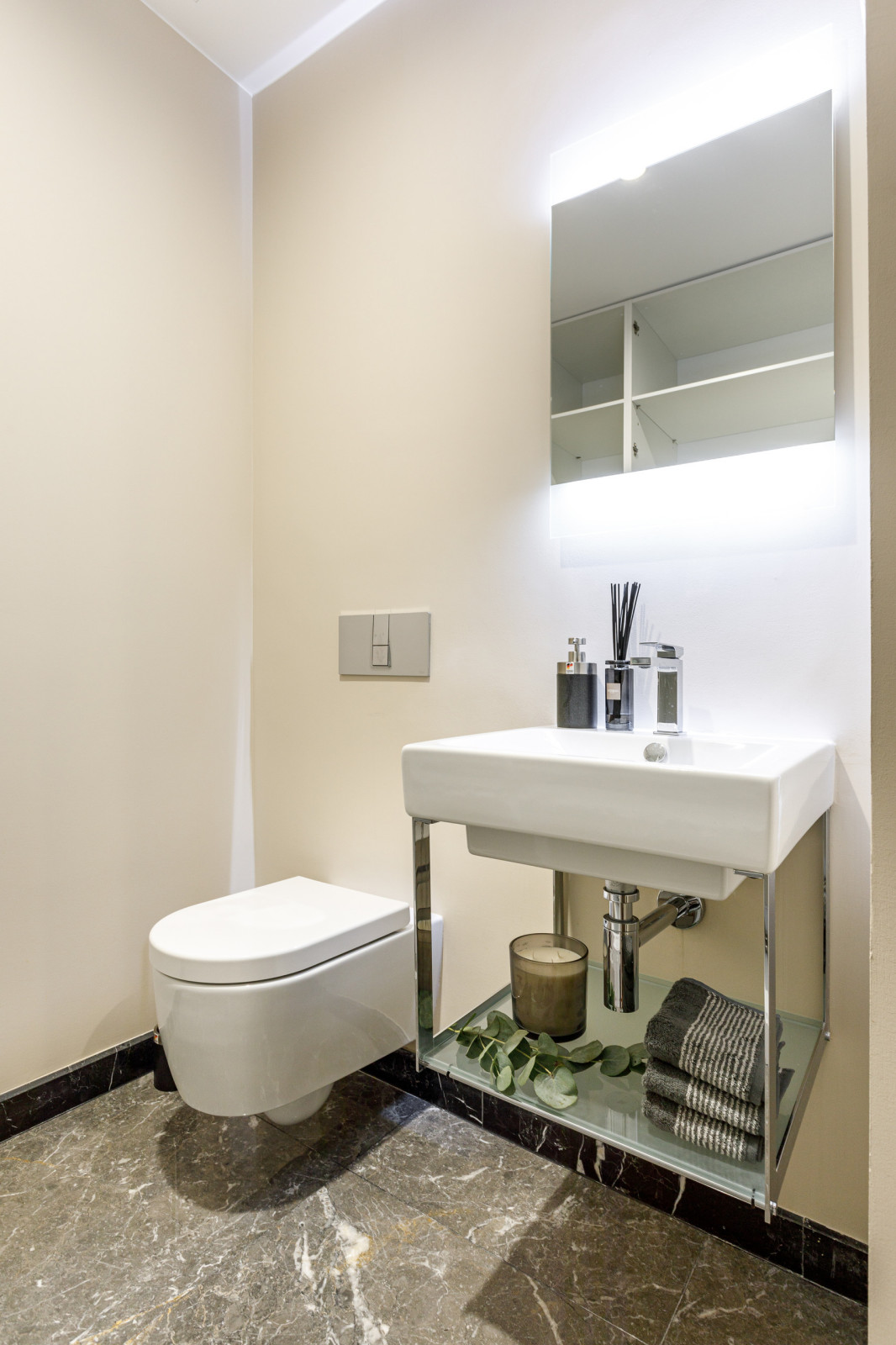 Апартаменты в Москва- Сити башня ОКО