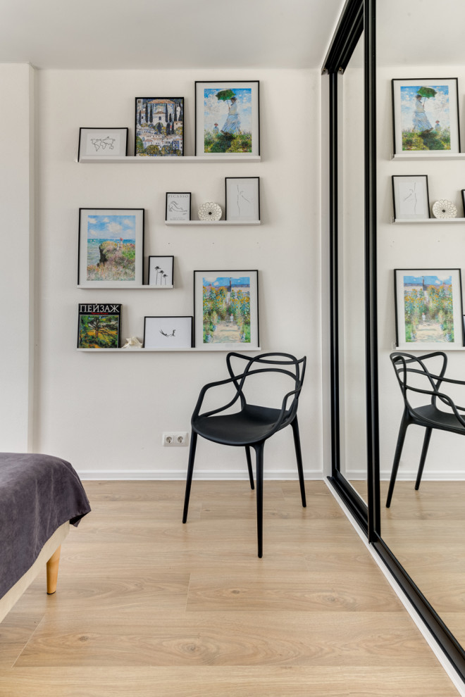 Light one bedroom apartment