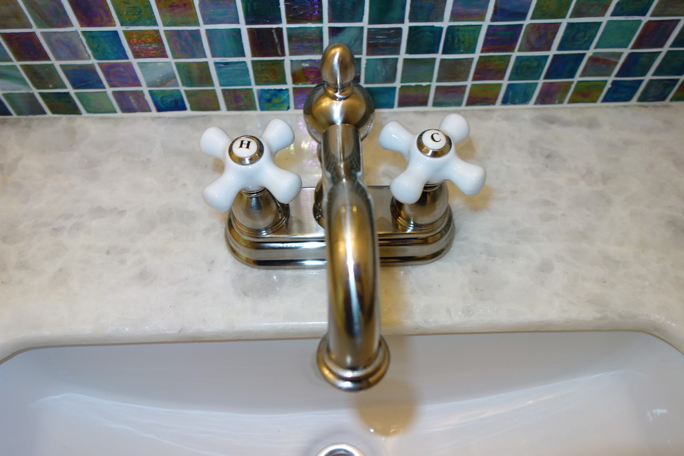 Inspiration for a transitional home design remodel in Orange County