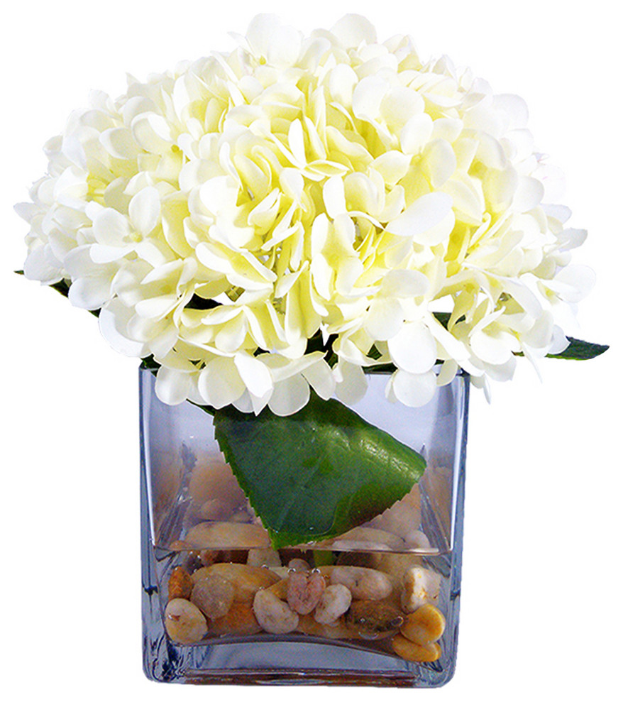 5 Artificial Pink Hydrangea fixed in a Glass Cube