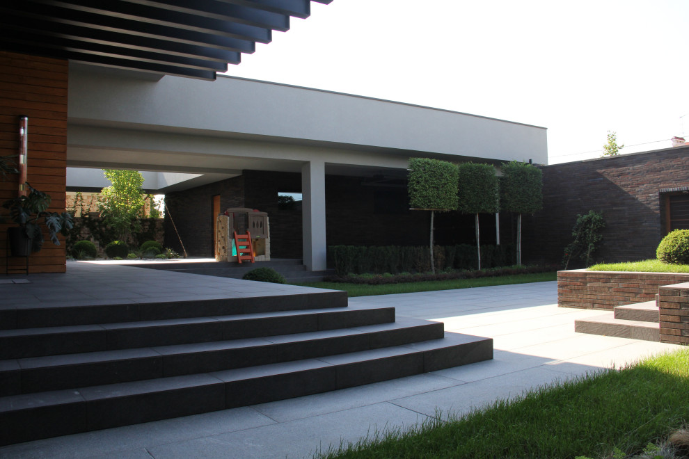 Реализованный проект частного одноэтажного дома в современном стиле