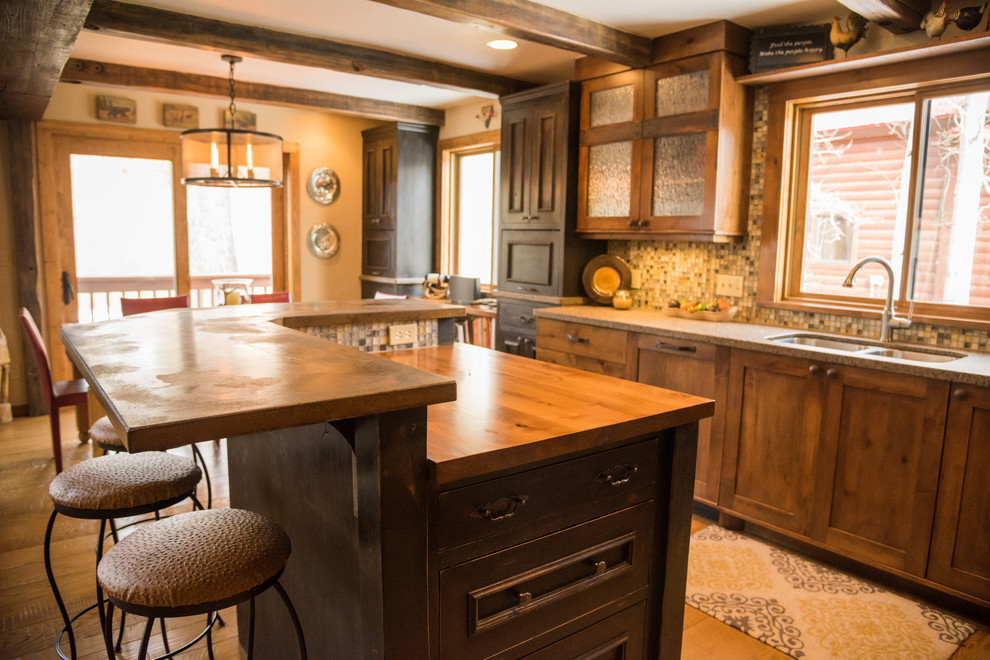 Inspiration for a rustic home design remodel in Denver