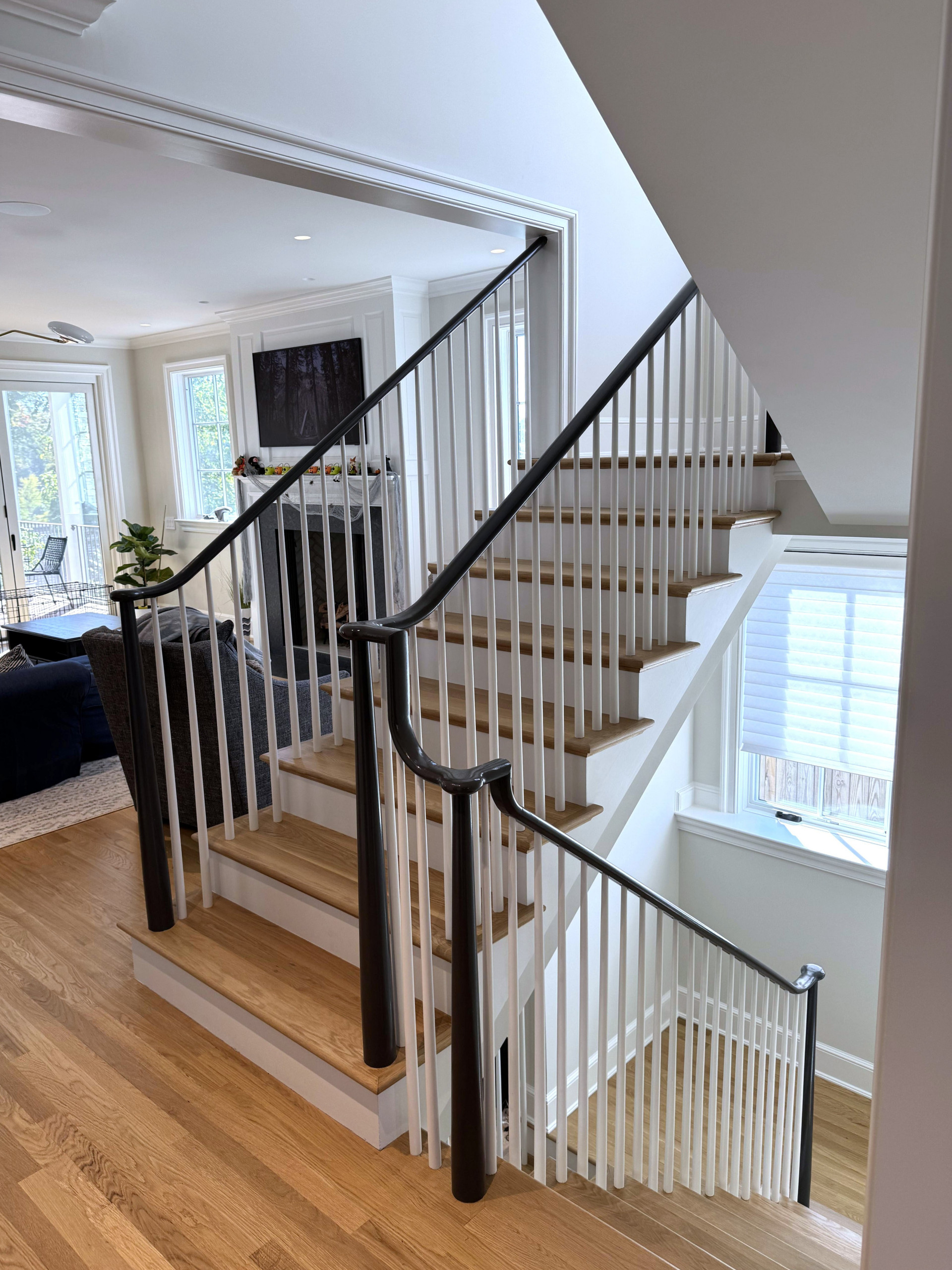 142_Airy Staircase with Over the Post Balustrade, Arlington, VA