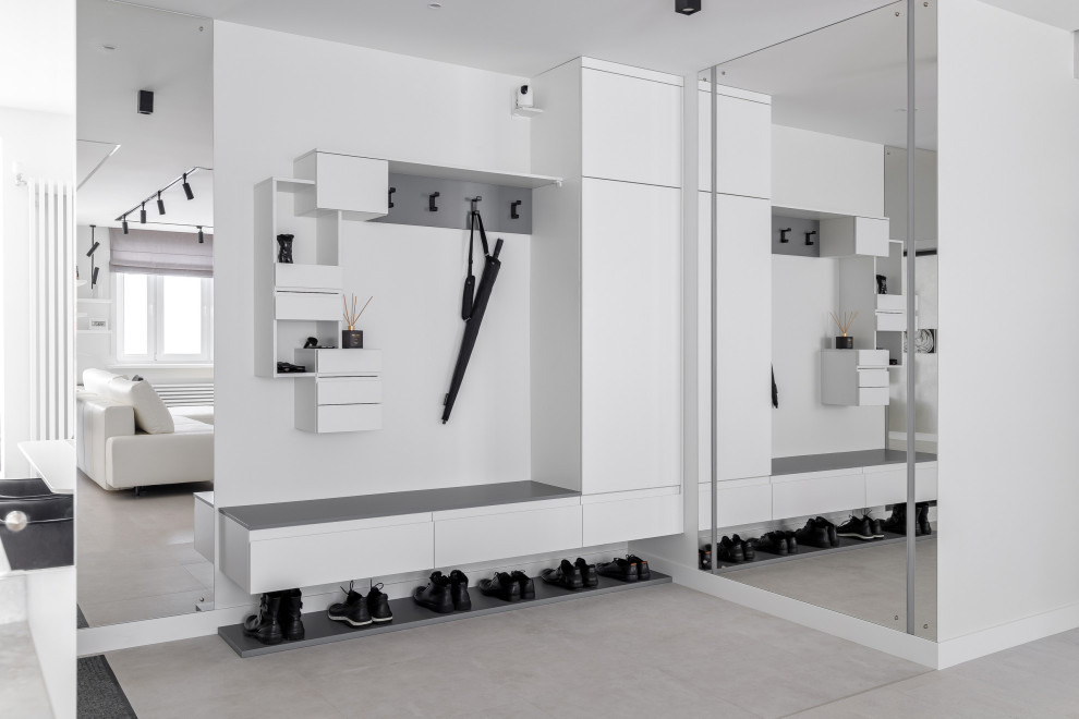 Реализация проекта трехкомнатной квартиры "ЖК на Высоте"