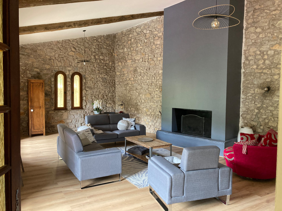 Conseils déco / relooking du salon d'une maison anciennement partie d'un château