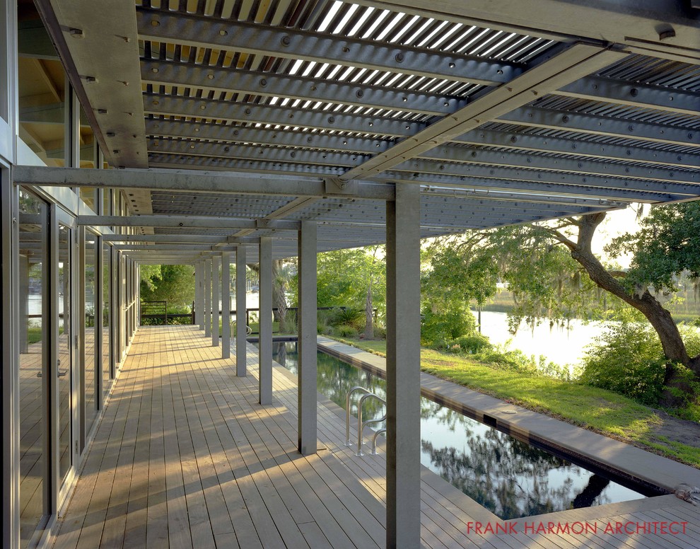Design ideas for a modern deck in Charleston.