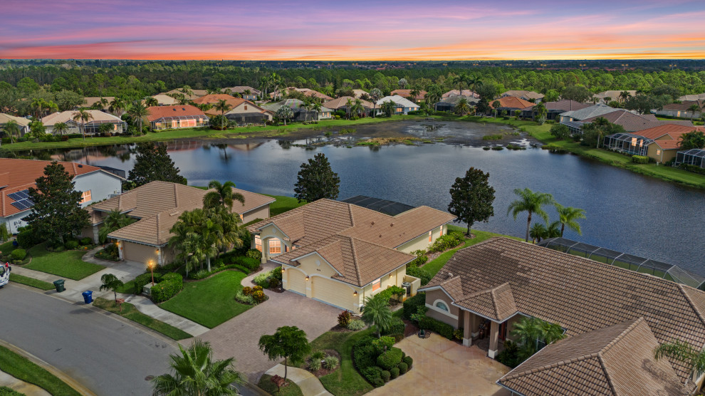 Via Del Santi Residence - Waterfront Modern Transformation