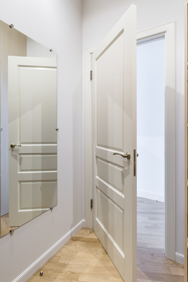 Белые двери Леон в интерьере