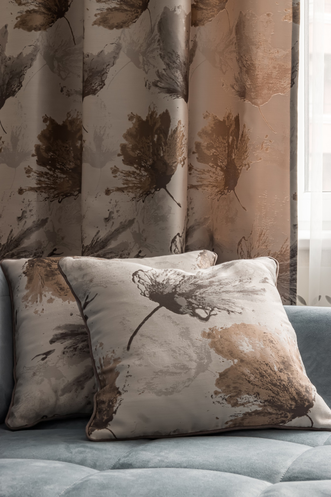 Акцент на шторах