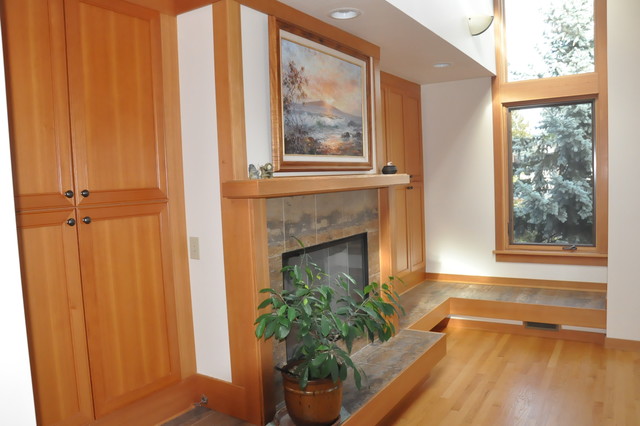 Washington Park modern-wohnzimmer