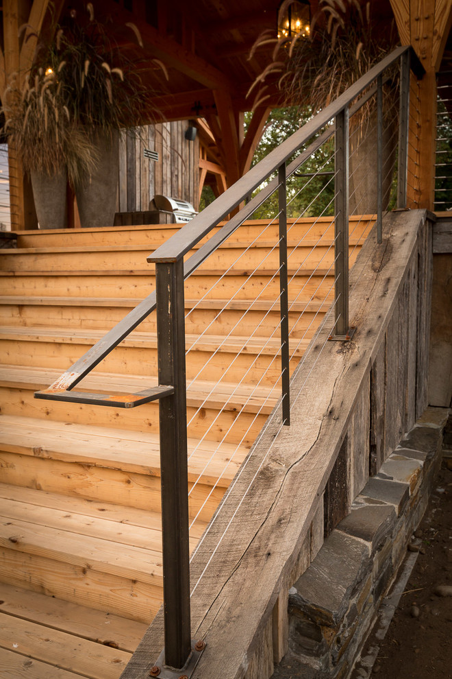 Design ideas for a country staircase in Portland.