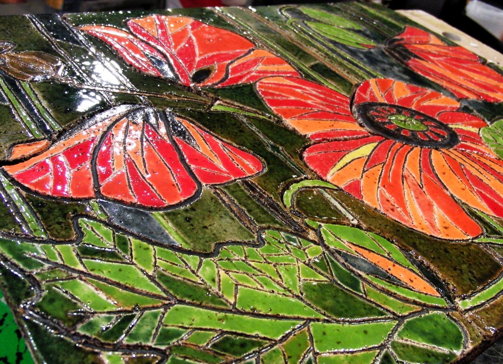 Мозаичные и рельефные керамические панно