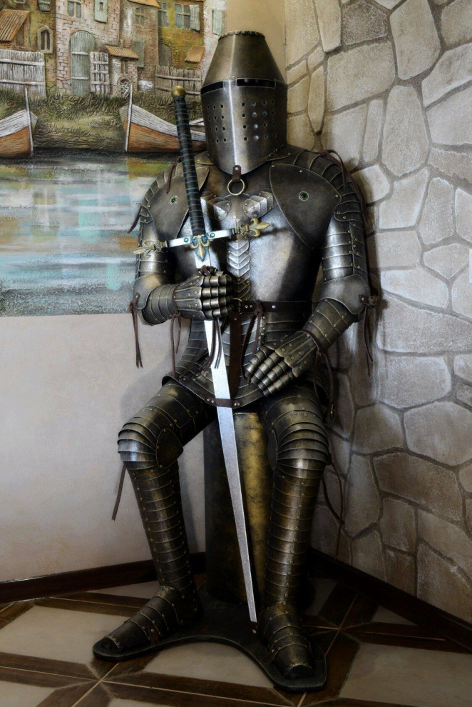 Интерьерные скульптуры рыцарей