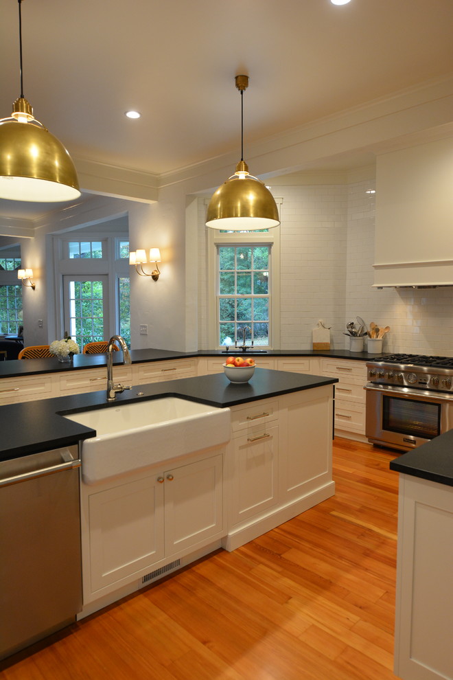 Example of a transitional kitchen design in Baltimore