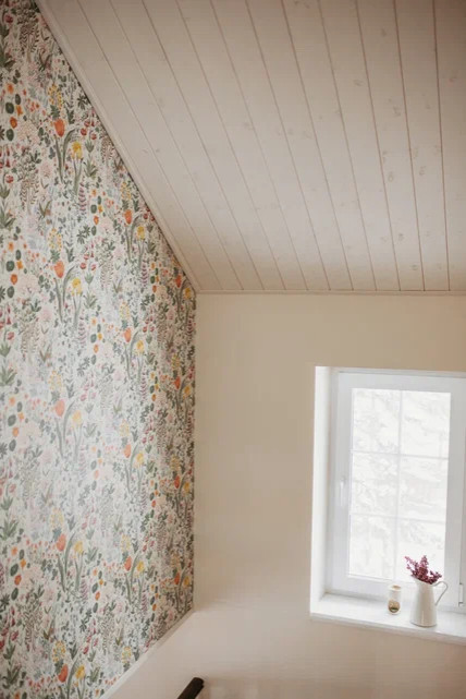 Дом в соснах