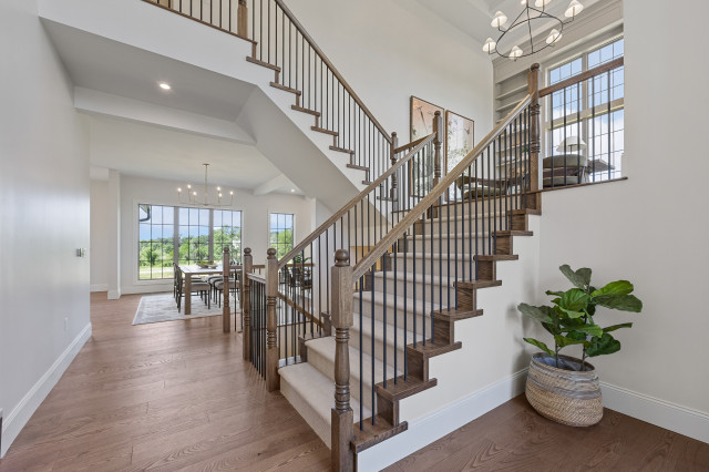 452 Rebekah transitional-staircase
