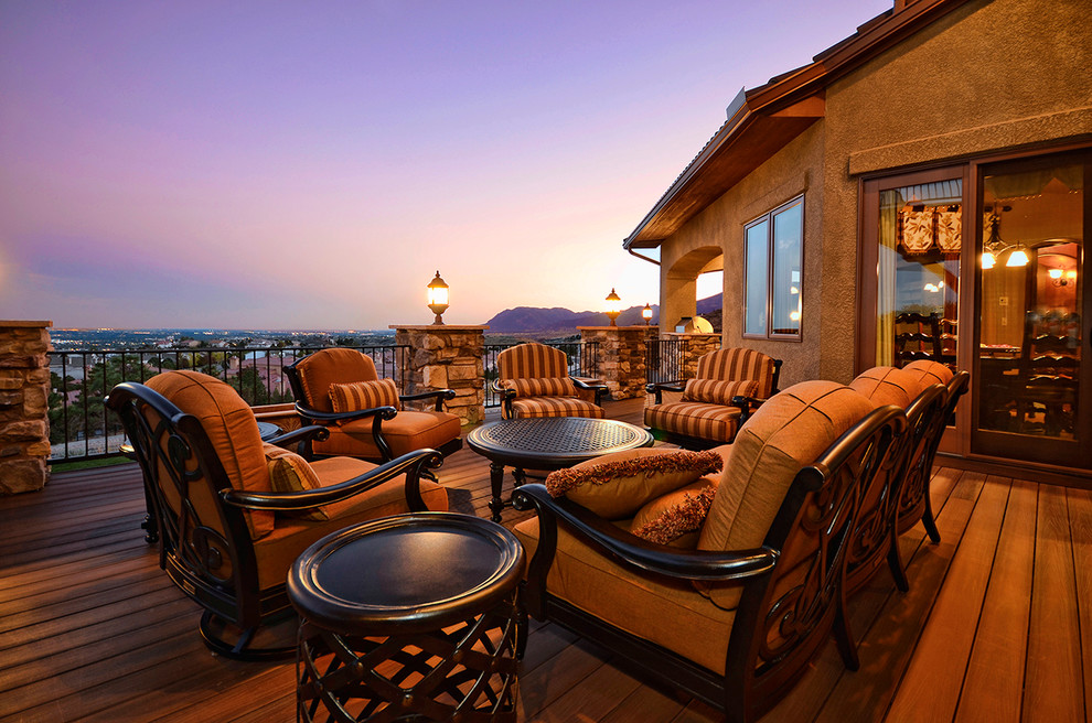 Example of a transitional deck design in Denver