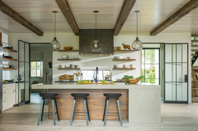 Farmhouse Kitchen country-kitchen