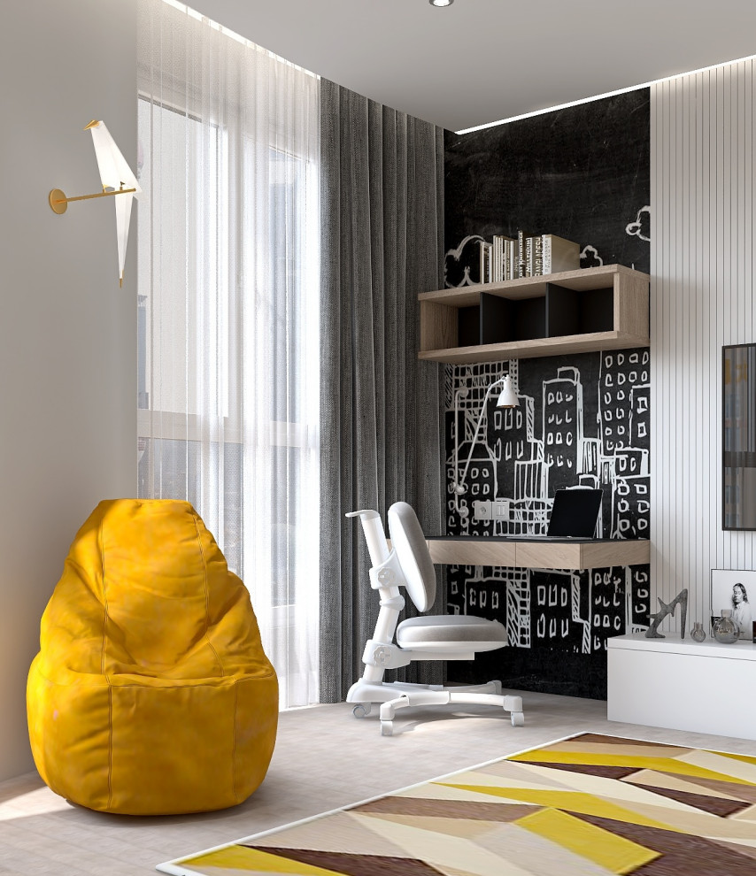 Яркая детская для девочки