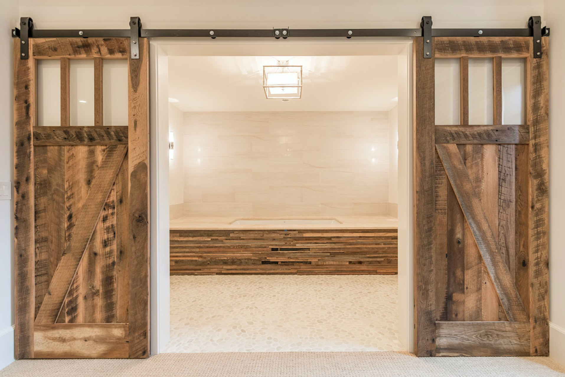 Lane Avenue Residence