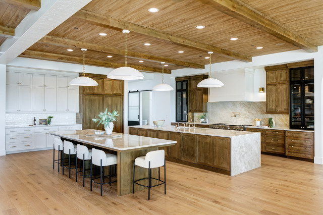 Creekside- Custom 3/1 transitional-kitchen