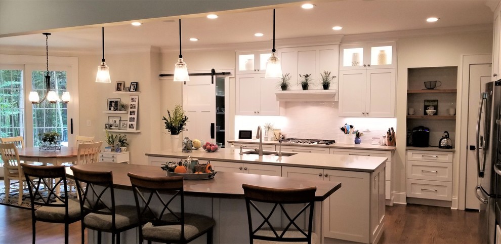 Photo of a traditional kitchen in Cleveland.